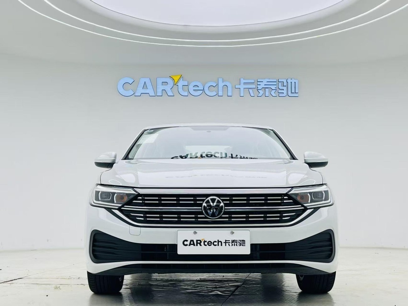 Volkswagen Sagitar 2025