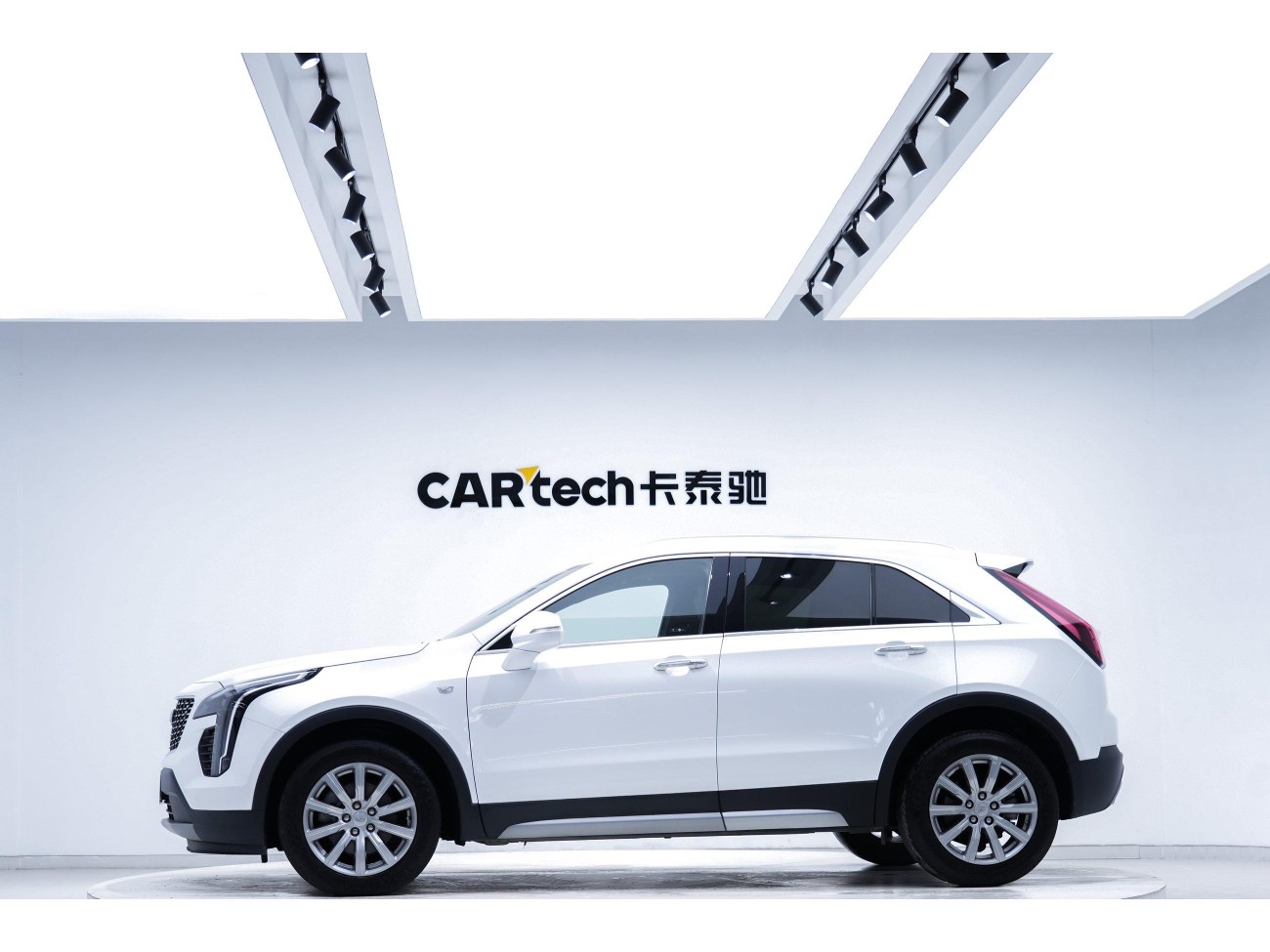Cadillac XT4 2021