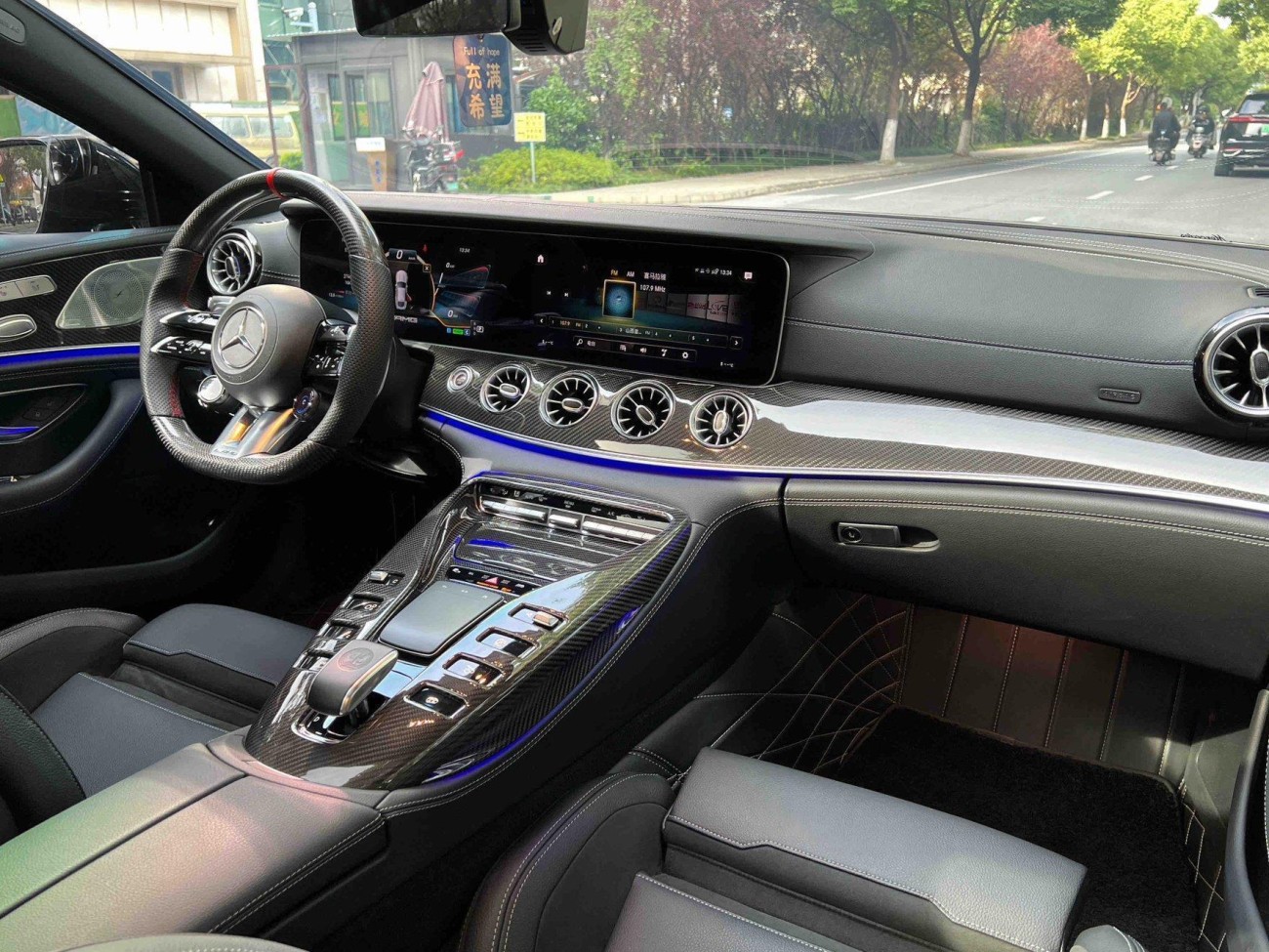 Mercedes-Benz AMG GT 2023