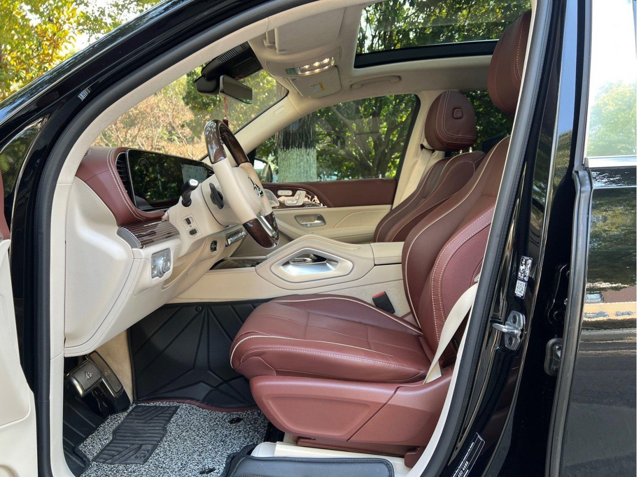 Mercedes-Benz GLS 2023