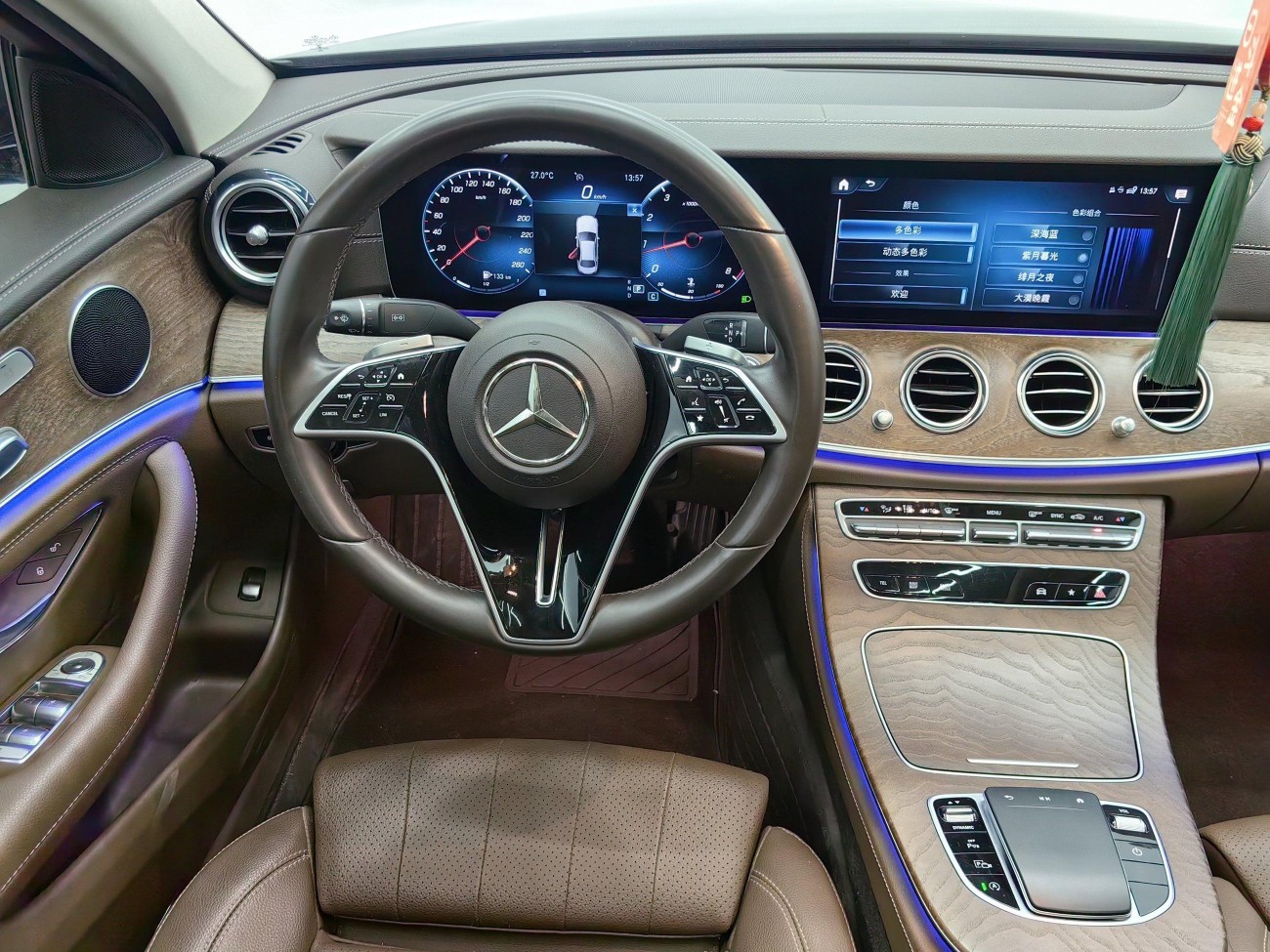 Mercedes-Benz E 260 L 2022