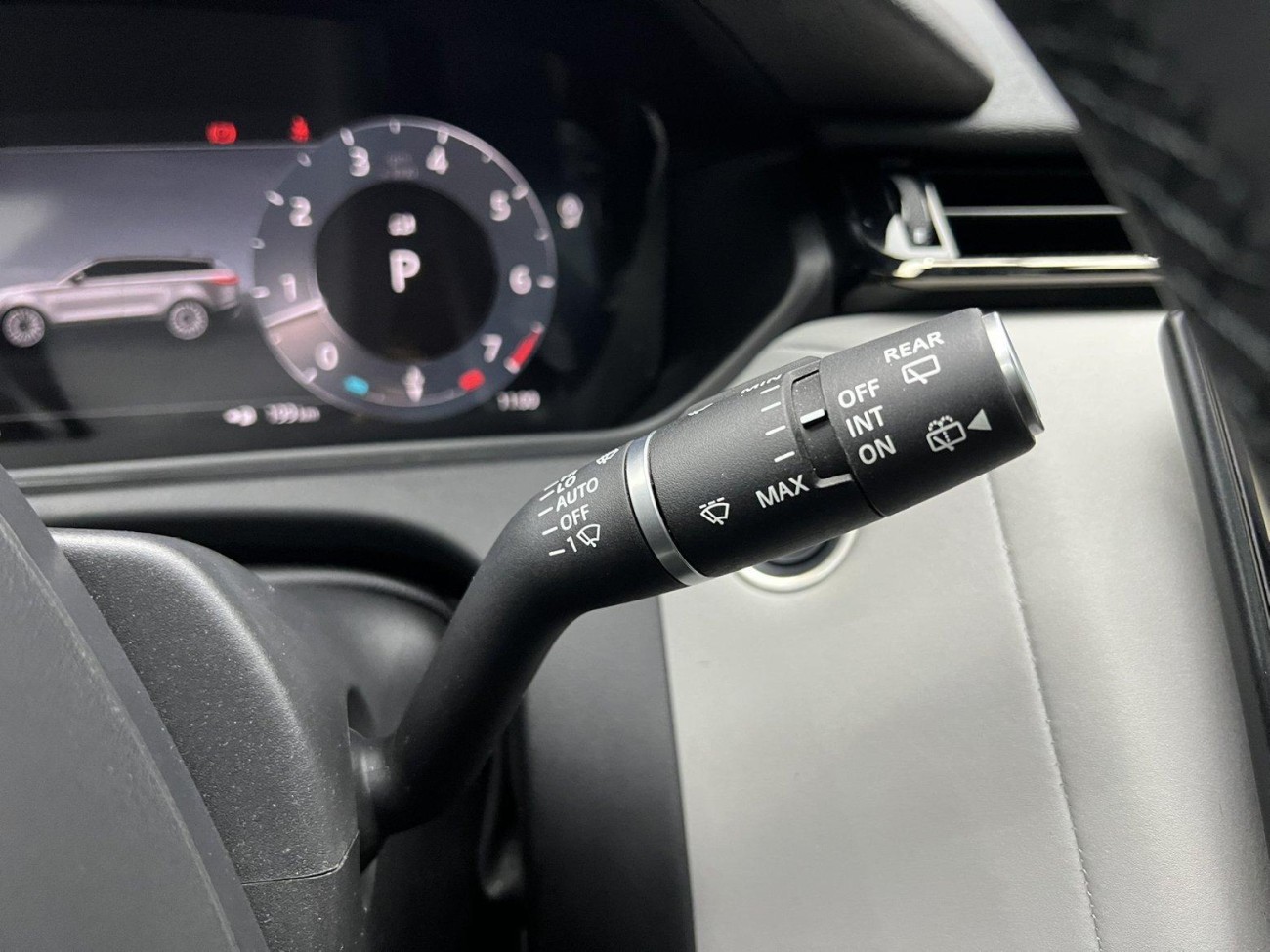 Land Rover Range Rover 2024