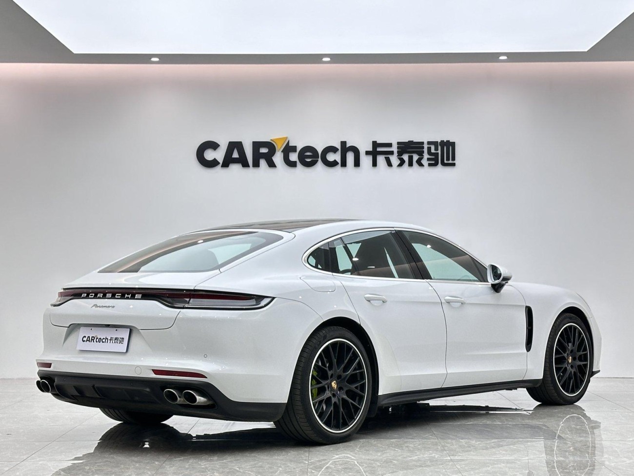 Porsche Panamera 2022