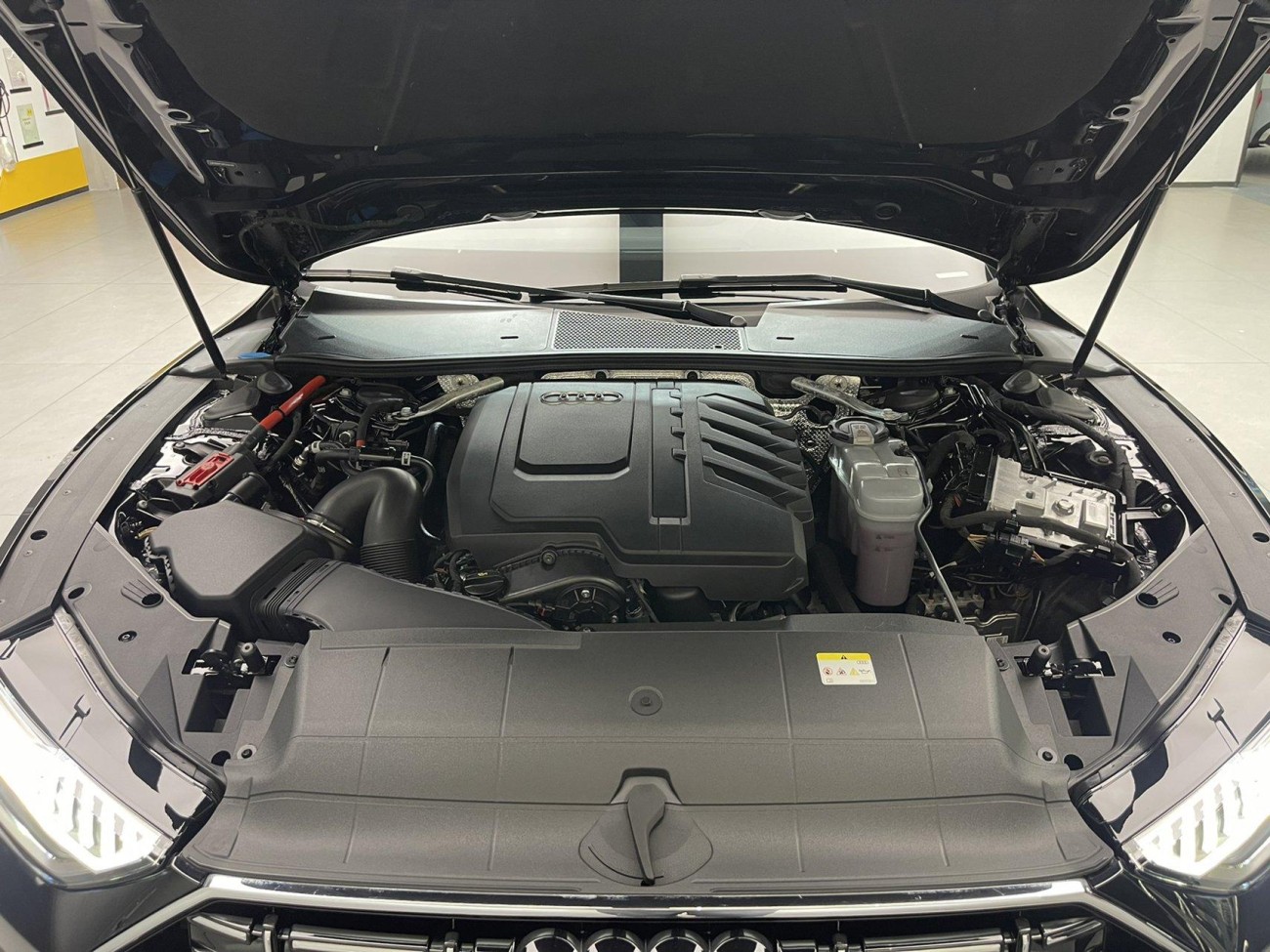 Audi A7L 45 TFSI 2024