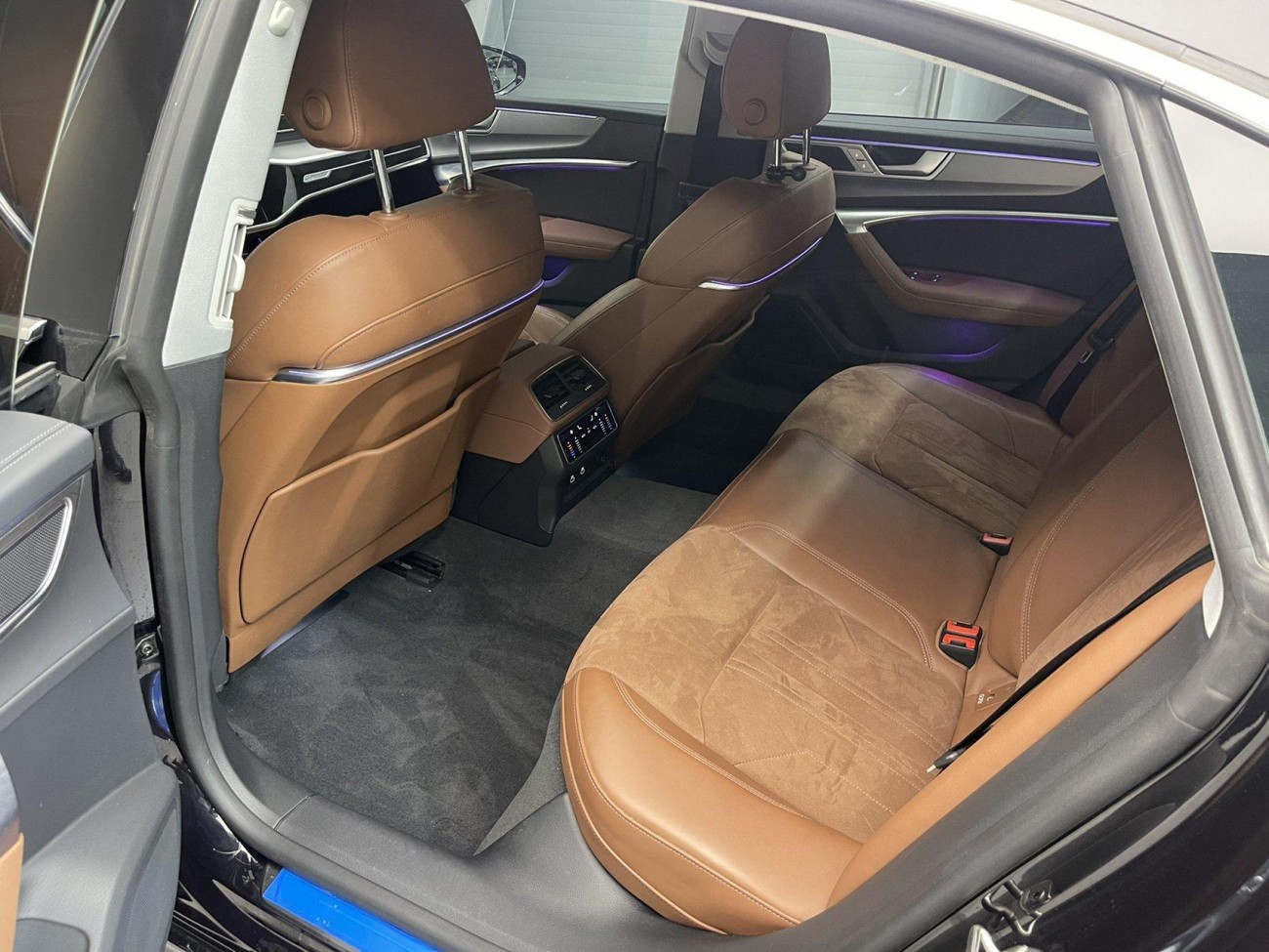 Audi A7L 45 TFSI 2024