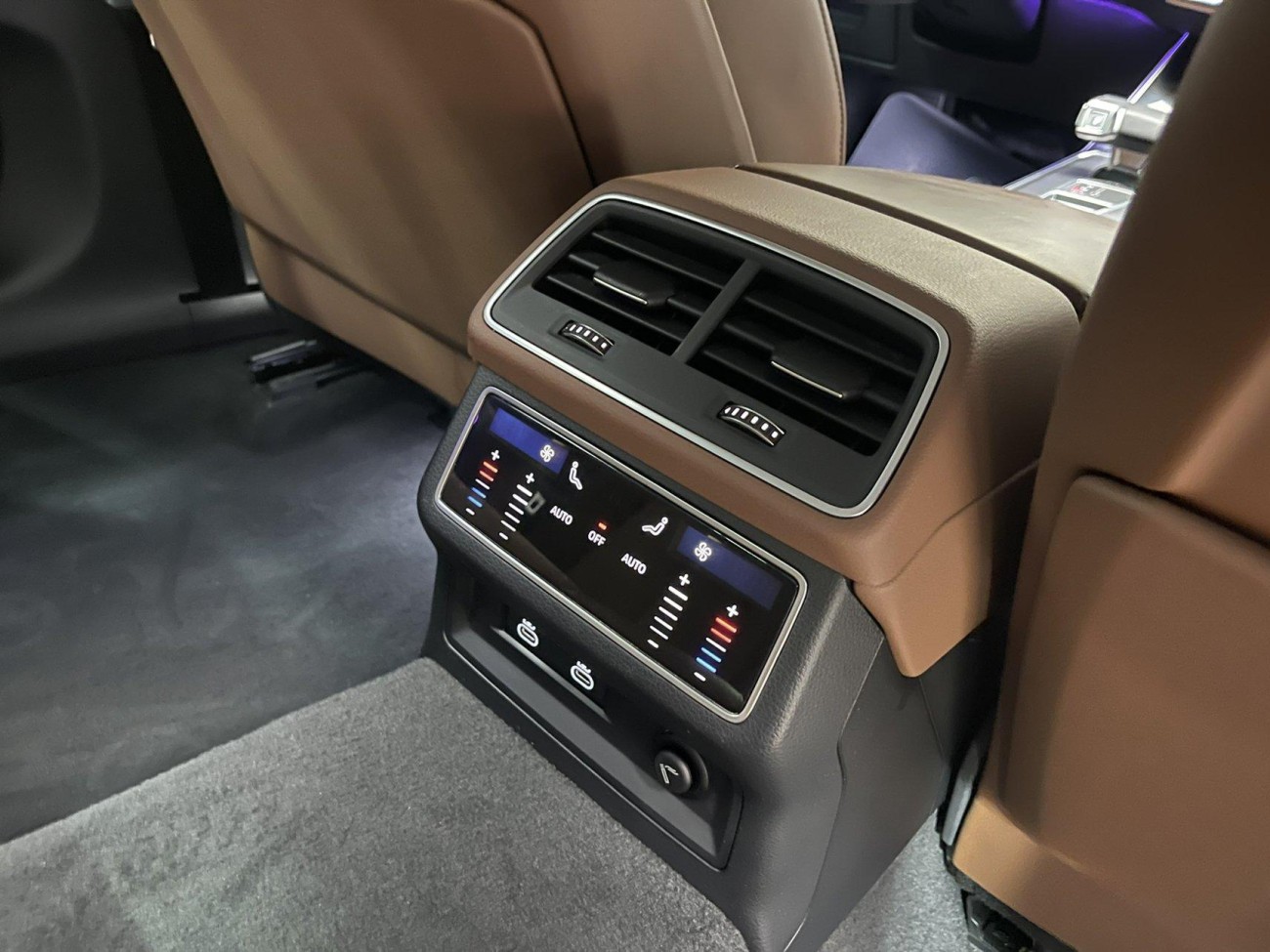 Audi A7L 45 TFSI 2024