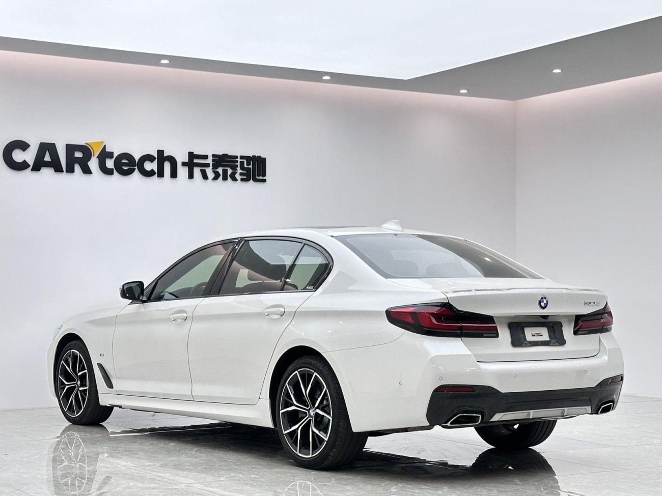 BMW 530Li 2021
