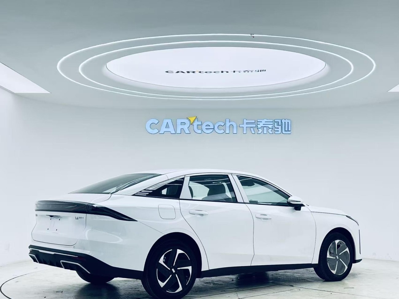 Geely Galaxy Galaxy L6 2025