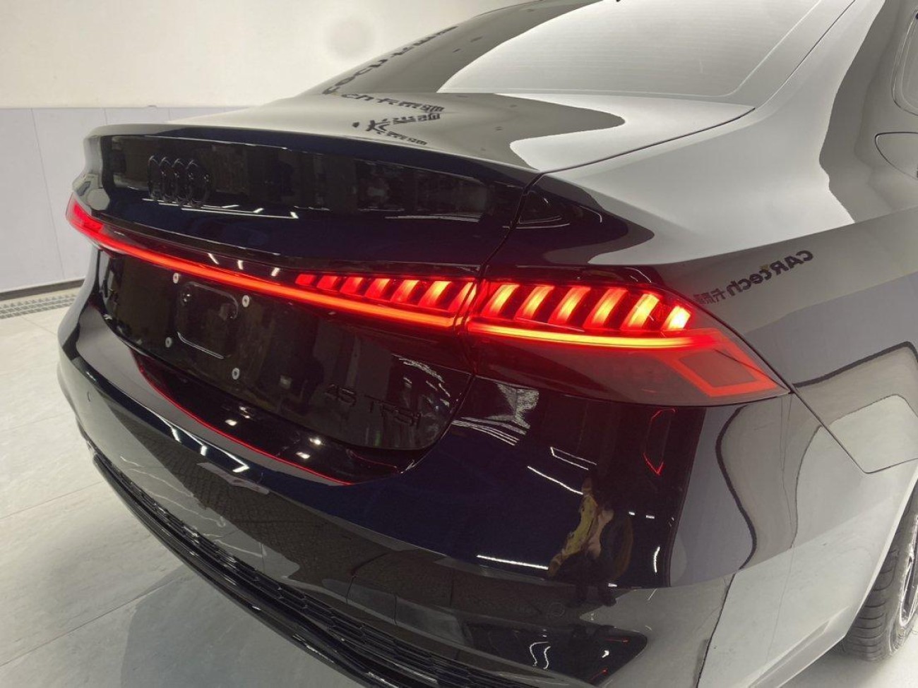 Audi A7L 45 TFSI 2023