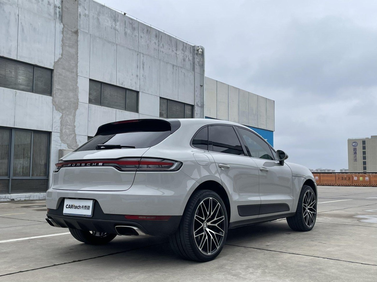 Porsche Macan 2021