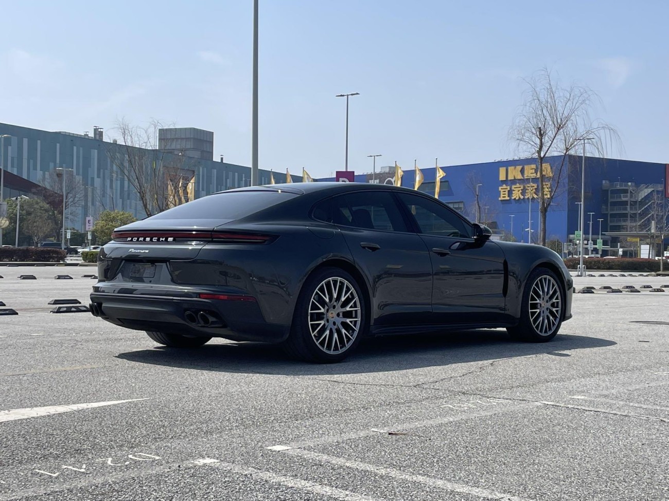 Porsche Panamera 2025