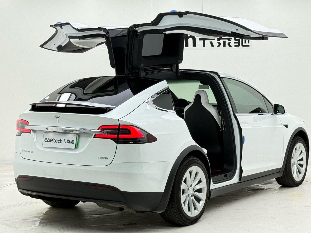 Tesla Model X 2018