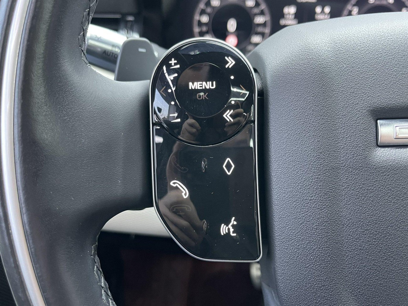 Land Rover Discovery Sport 2021