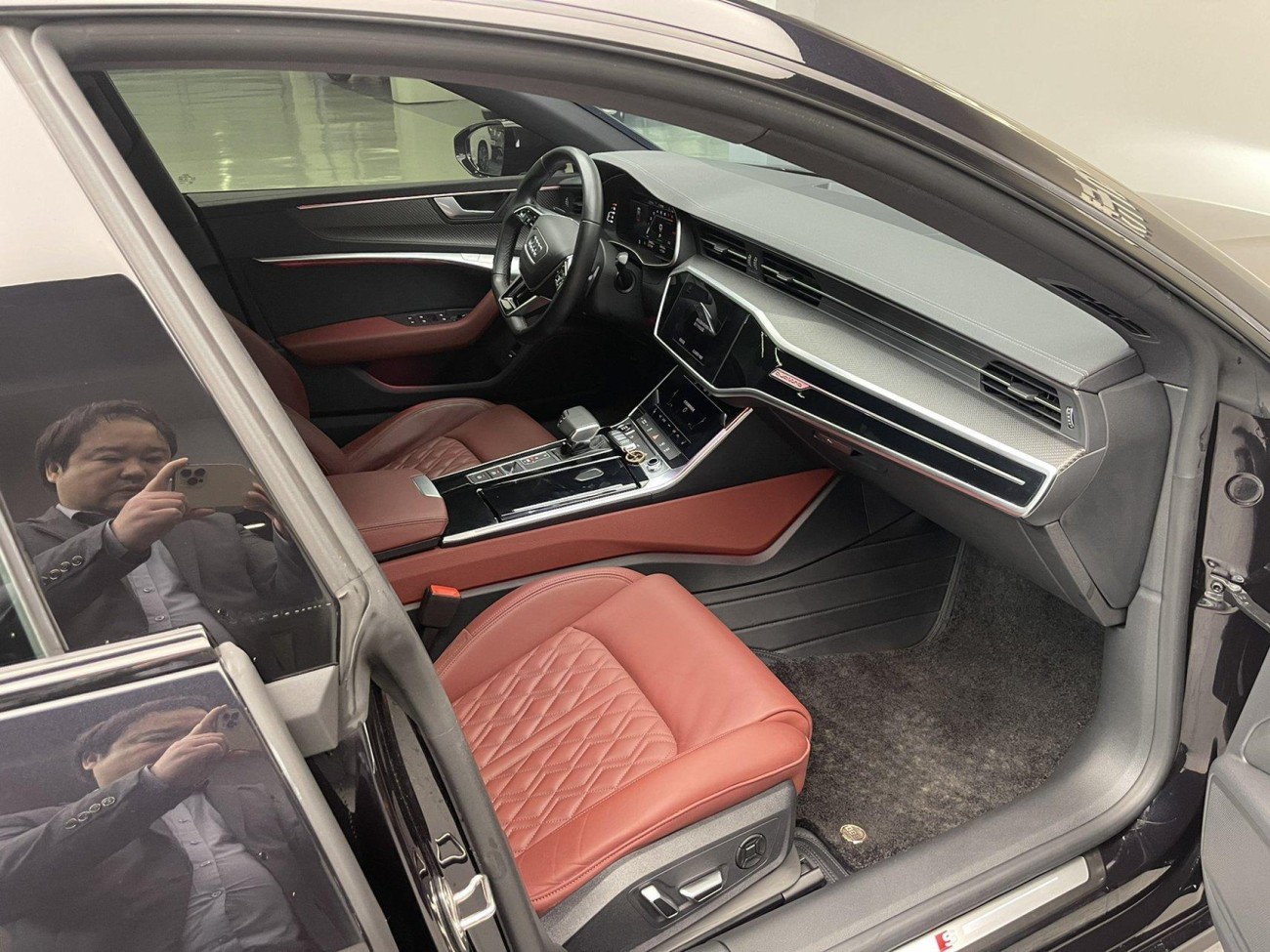 Audi A7L 45 TFSI 2023