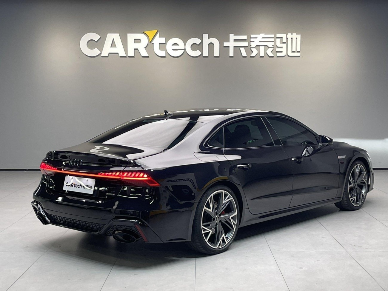 Audi A7L 45 TFSI 2023