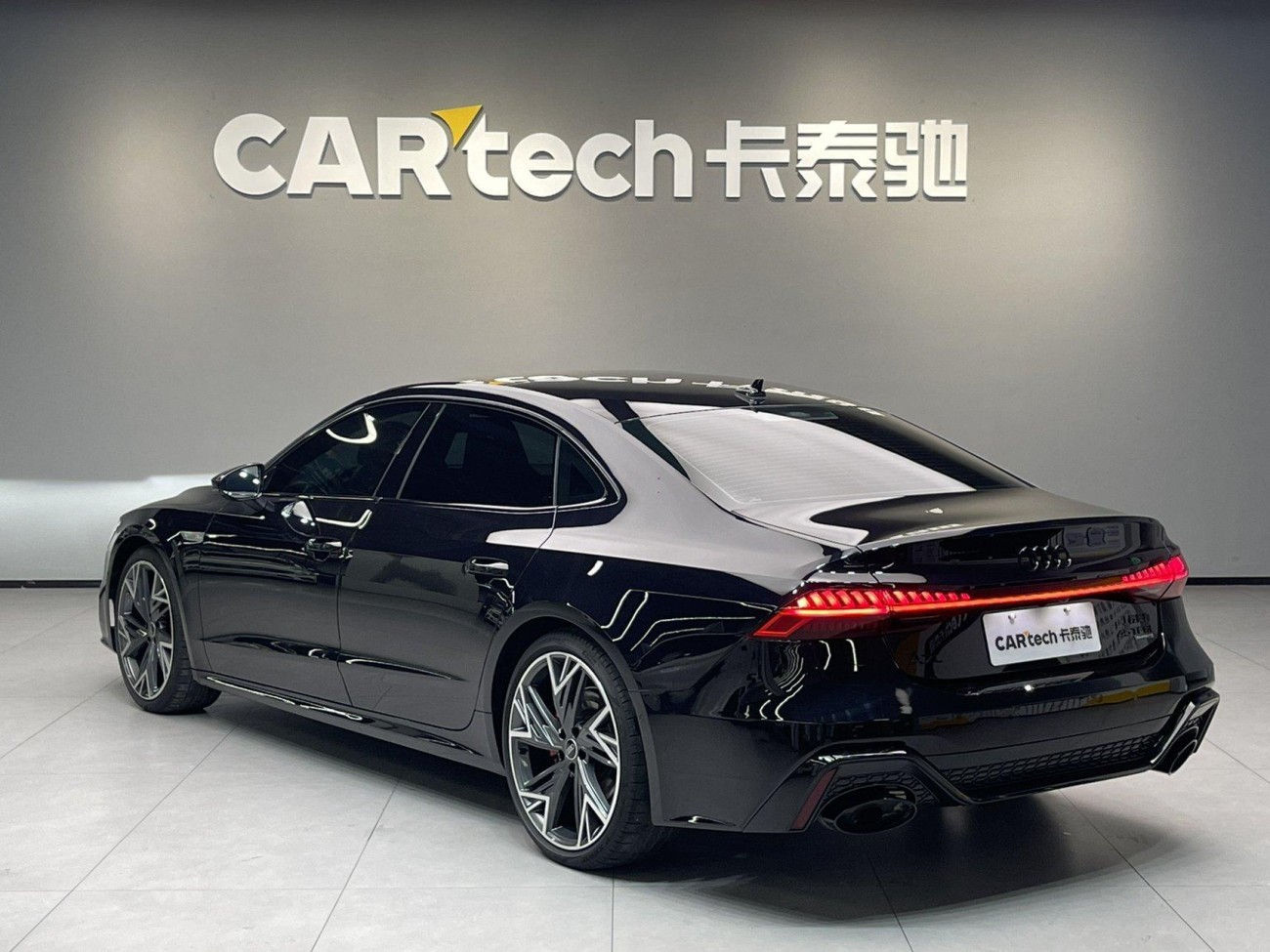 Audi A7L 45 TFSI 2023