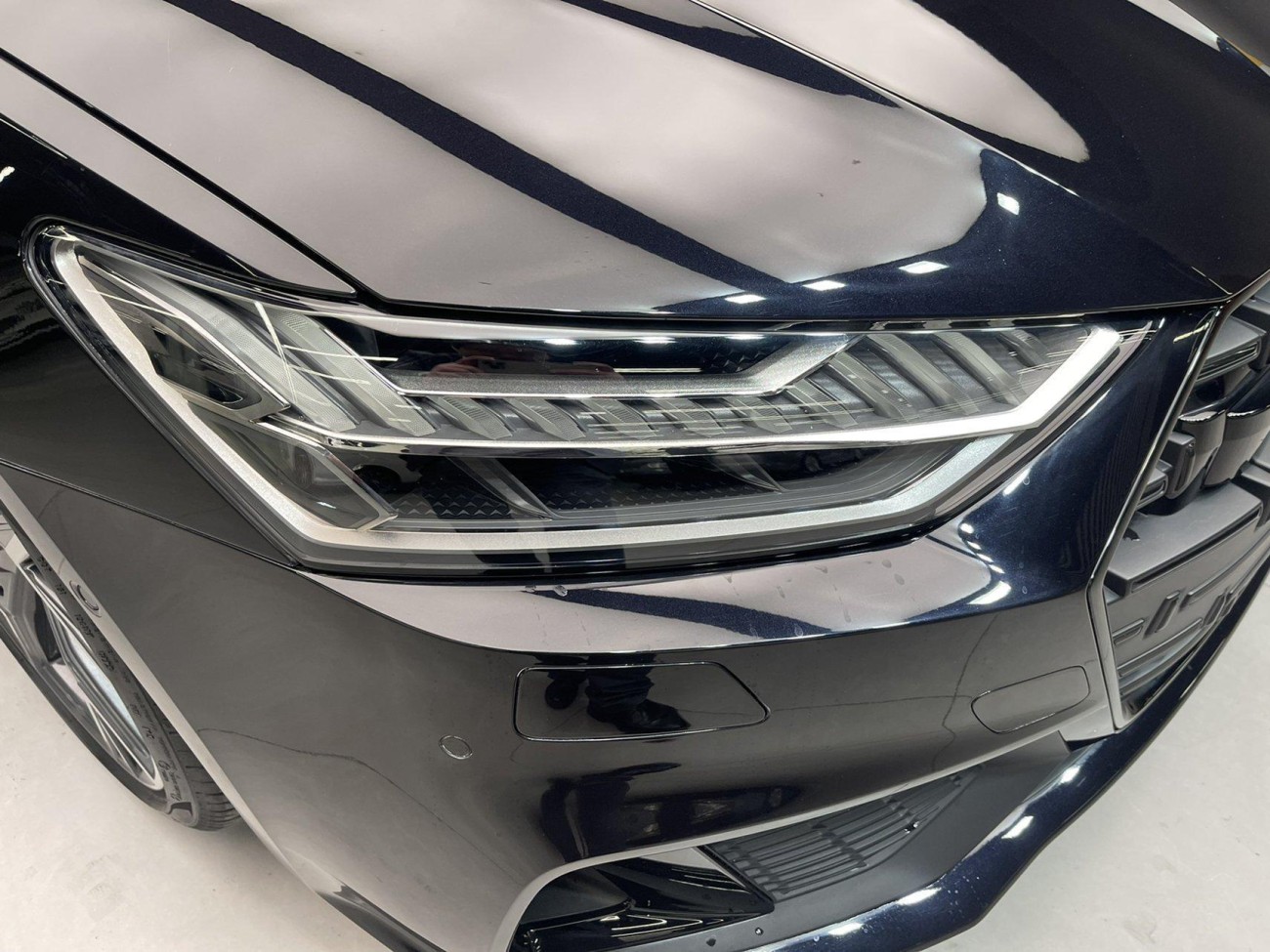 Audi A7L 45 TFSI 2023