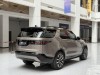 Land Rover Discovery 2024