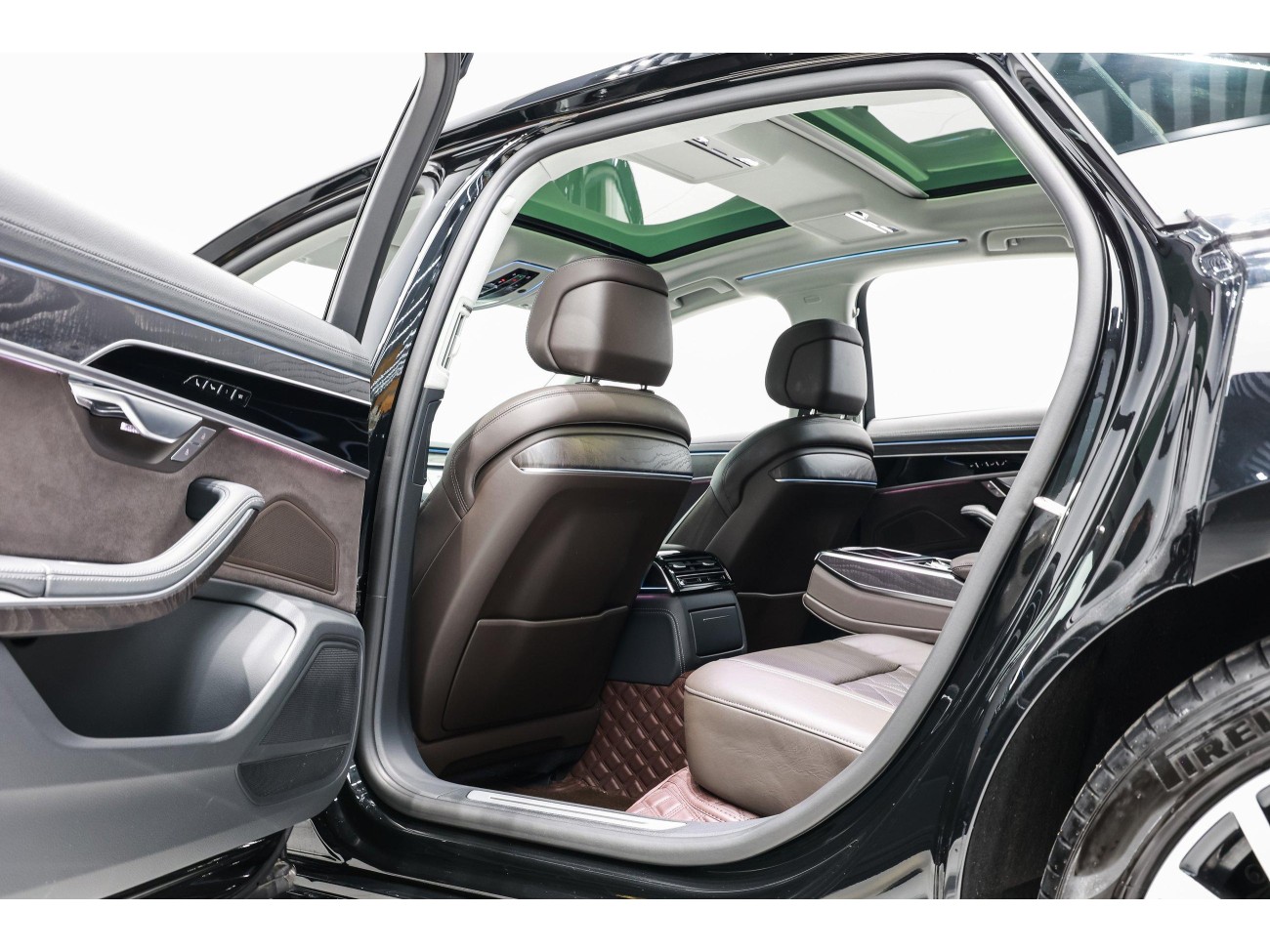 Audi A8L 50 TFSI 2024