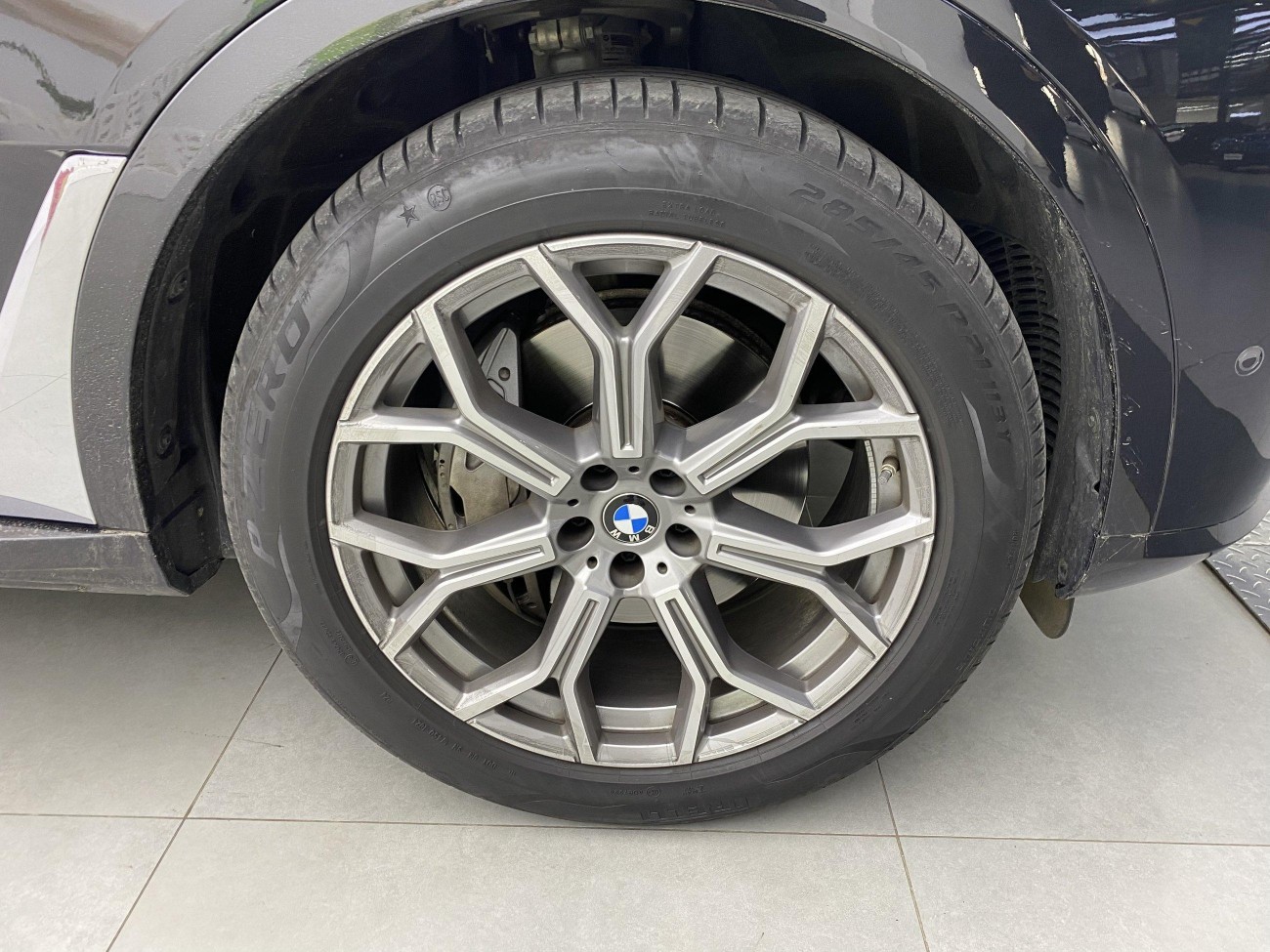 BMW X7 2025