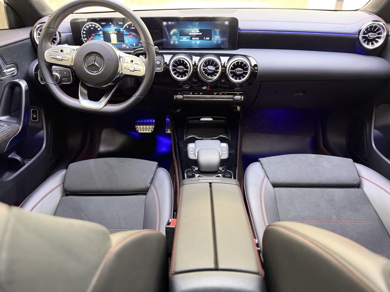 Mercedes-Benz CLA 200 2021