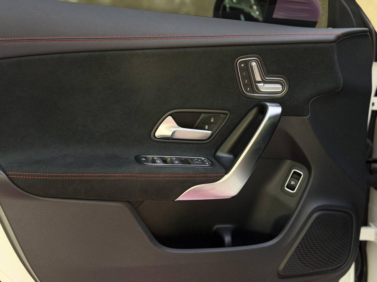 Mercedes-Benz CLA 200 2021