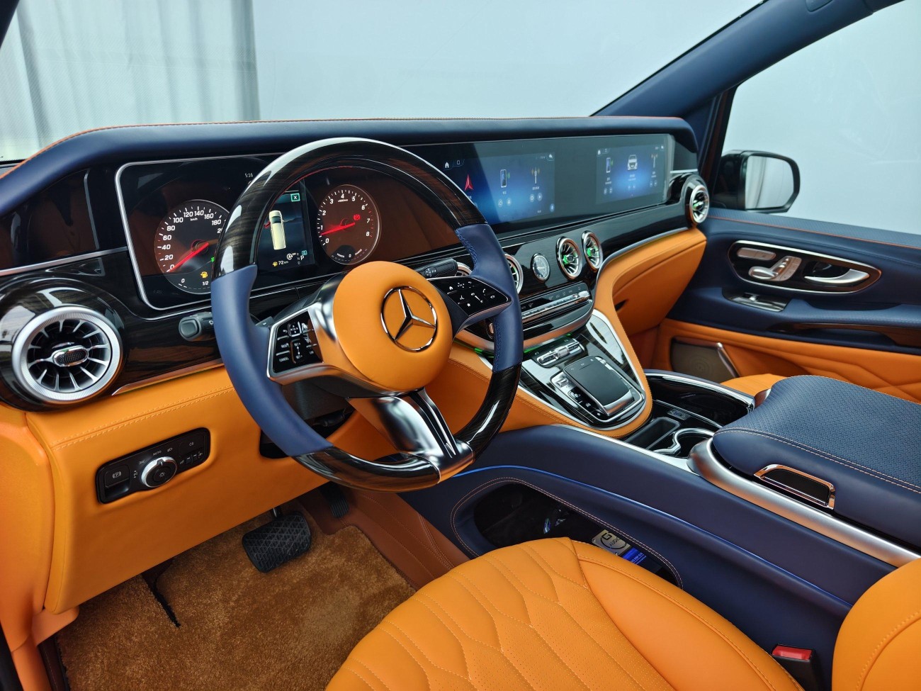 Mercedes-Benz 2024 2025