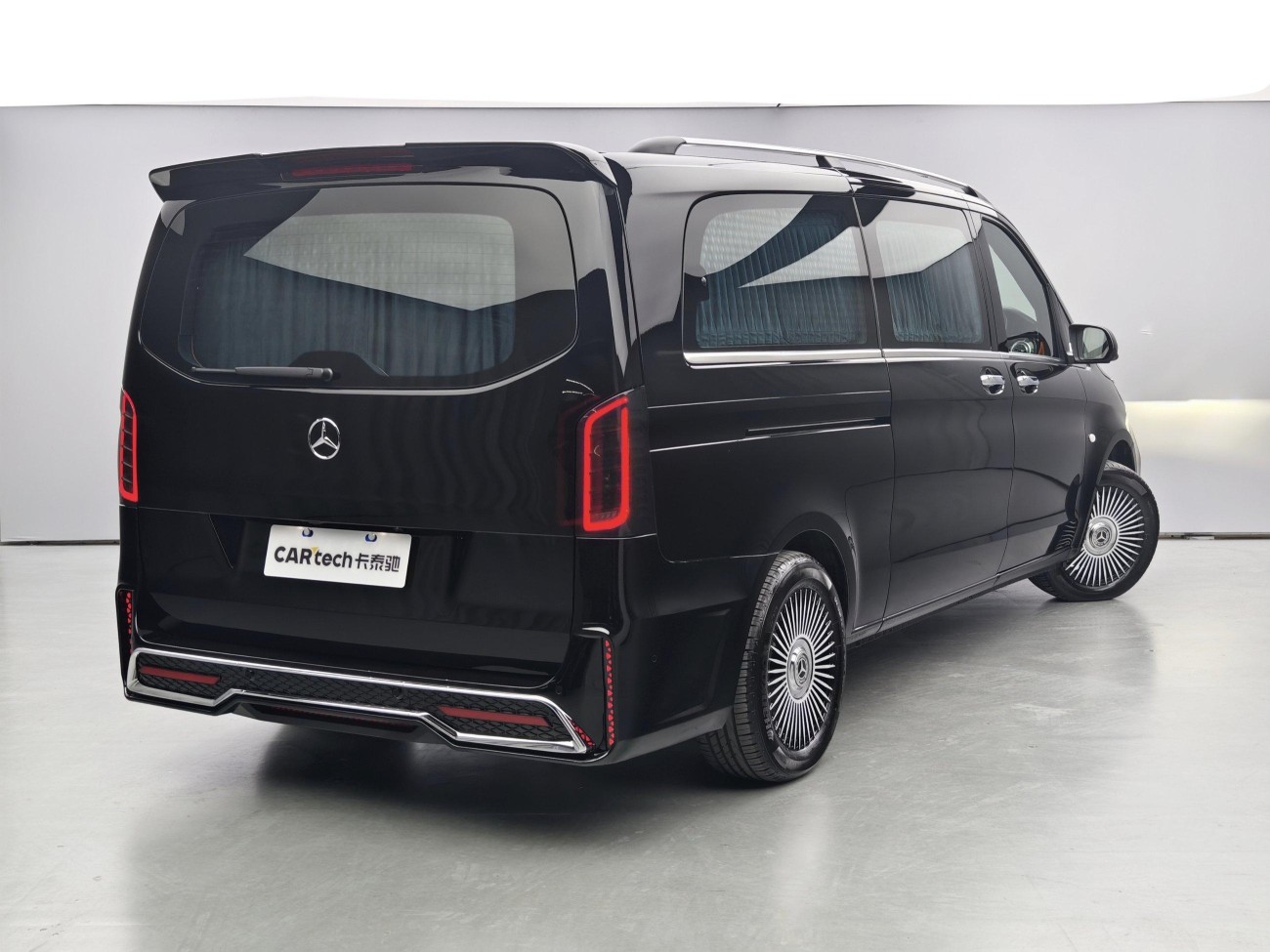 Mercedes-Benz 2024 2025