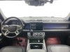 Land Rover Defender 2023
