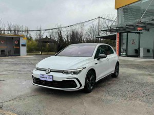 Volkswagen Golf 2004