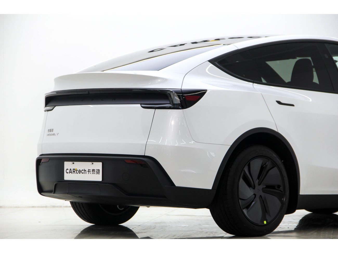 Tesla Model Y 2026
