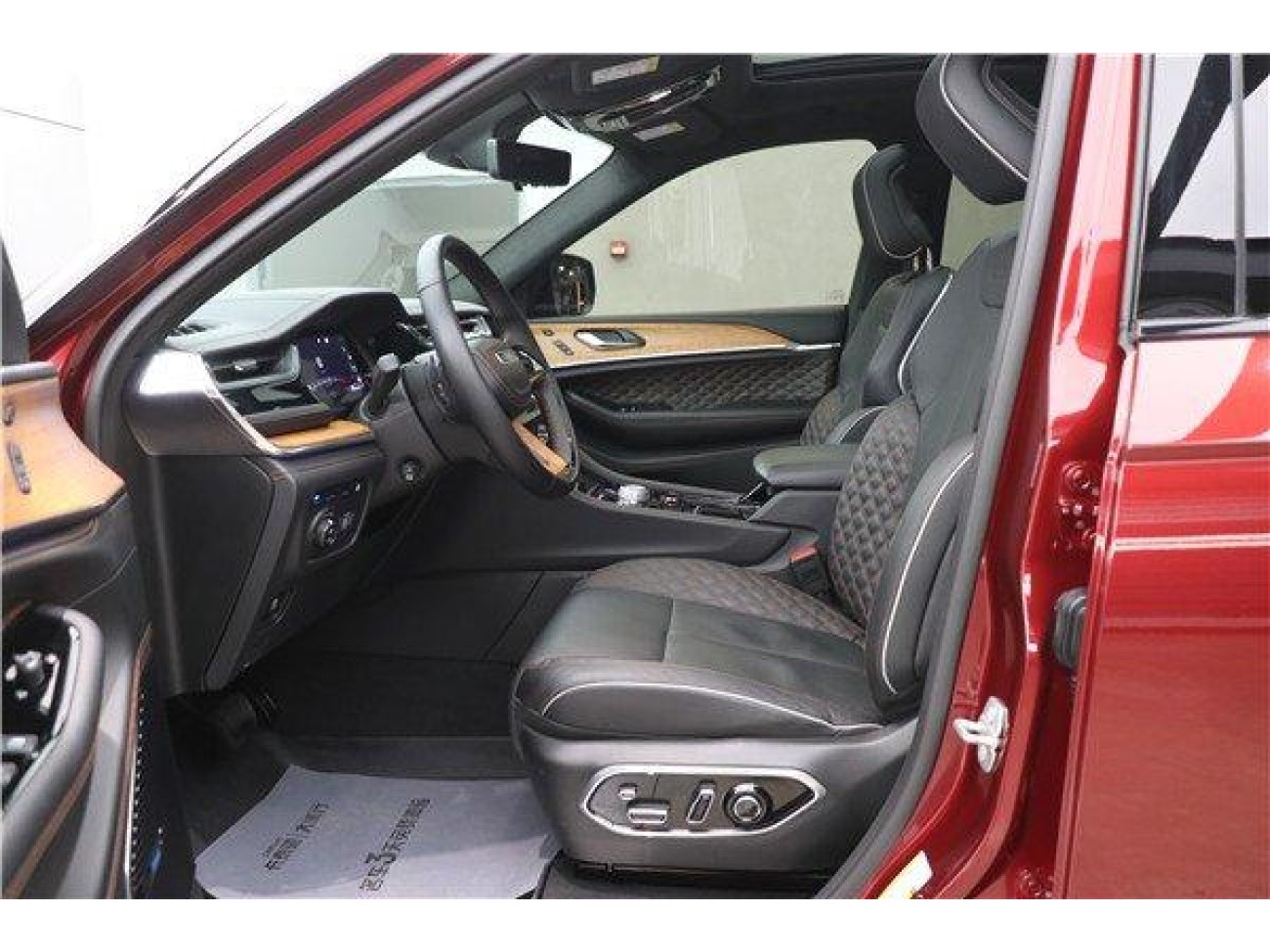 Jeep Grand Cherokee 2023