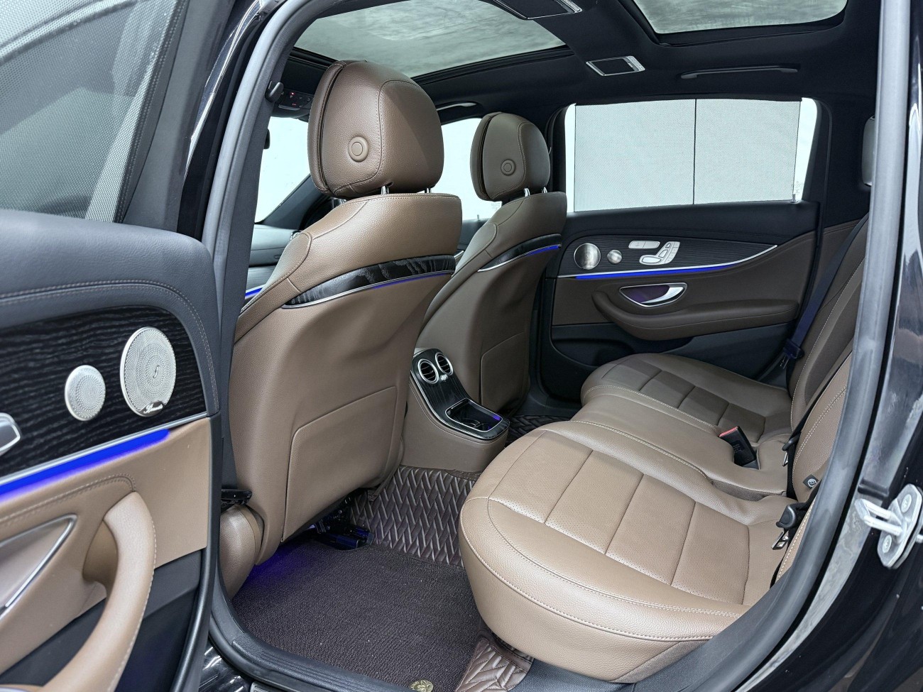 Mercedes-Benz E 300 L 2022