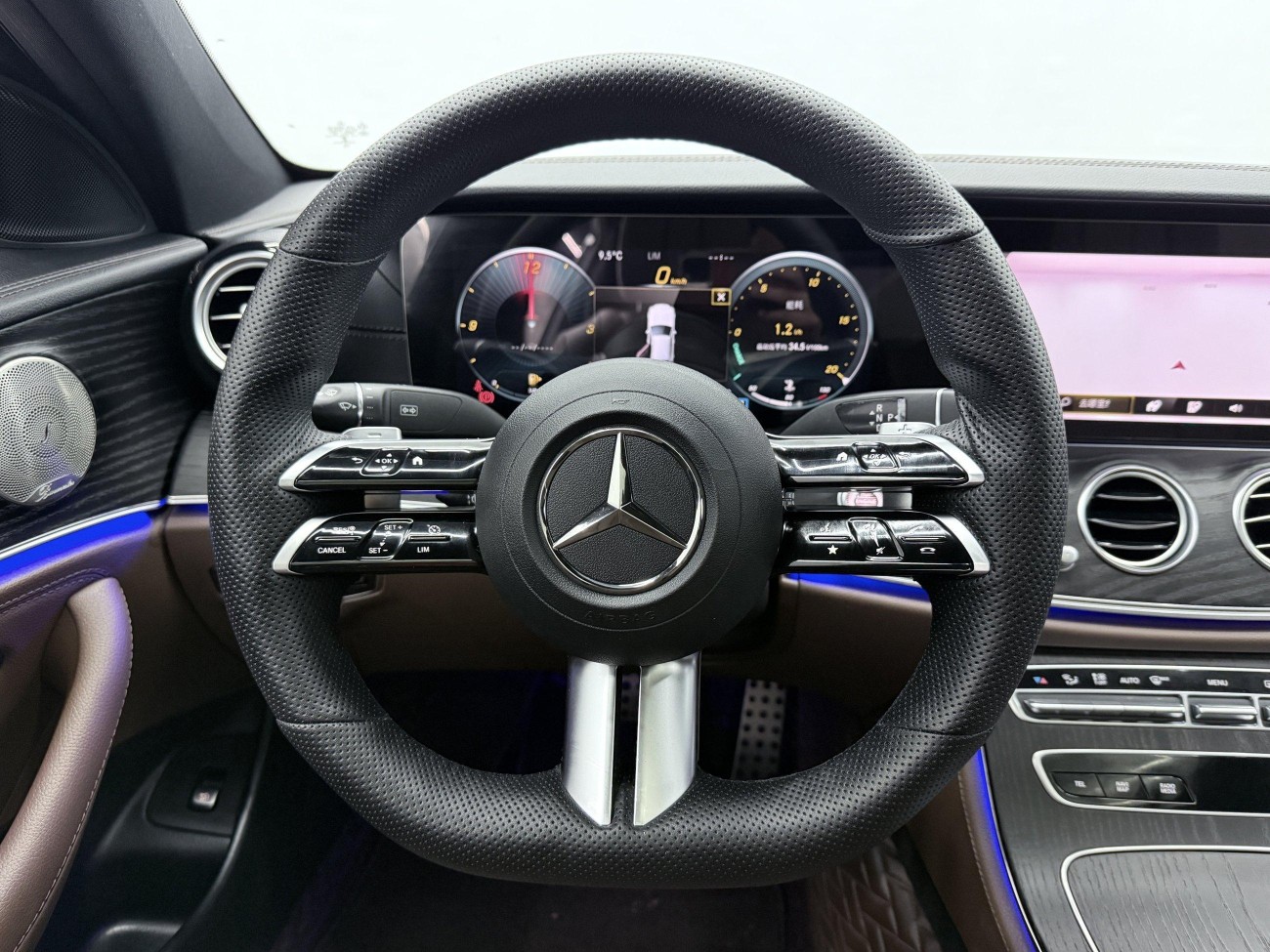 Mercedes-Benz E 300 L 2022