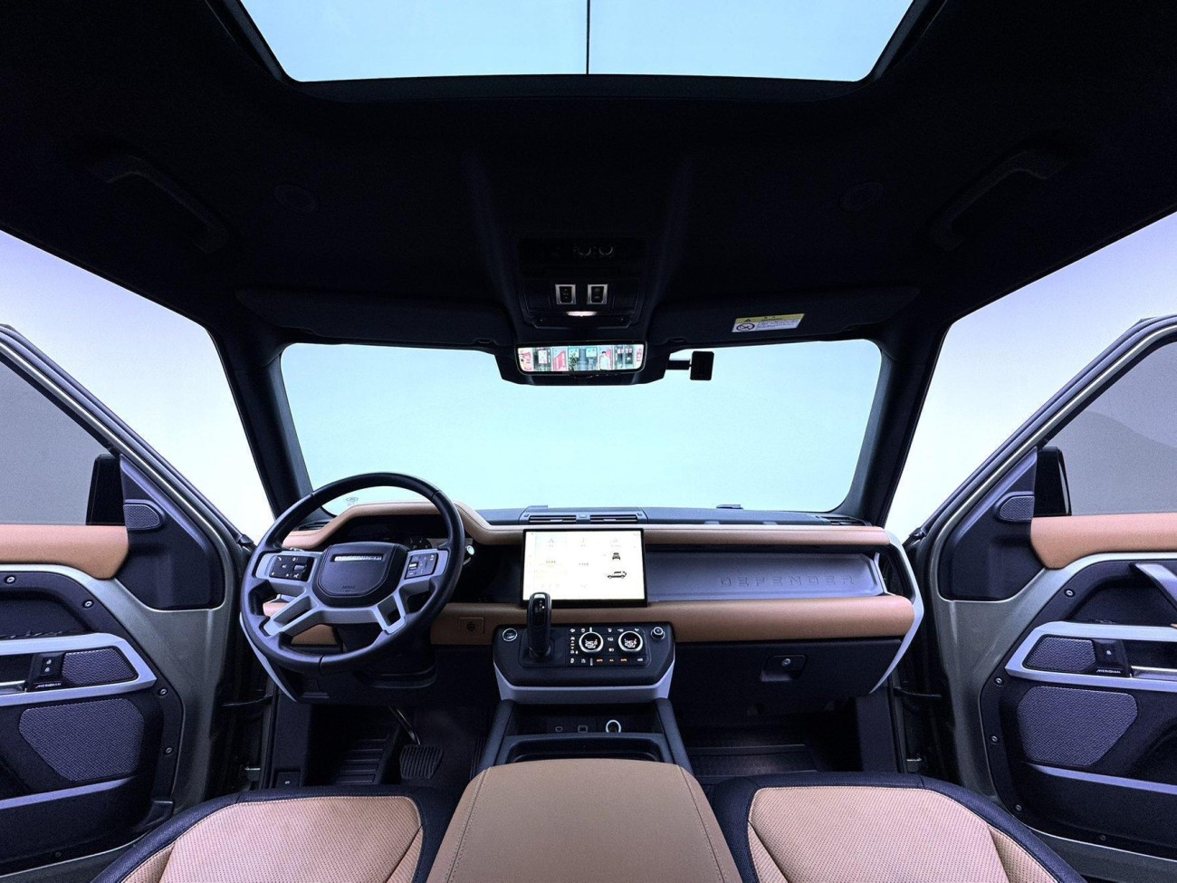 Land Rover Defender 2023