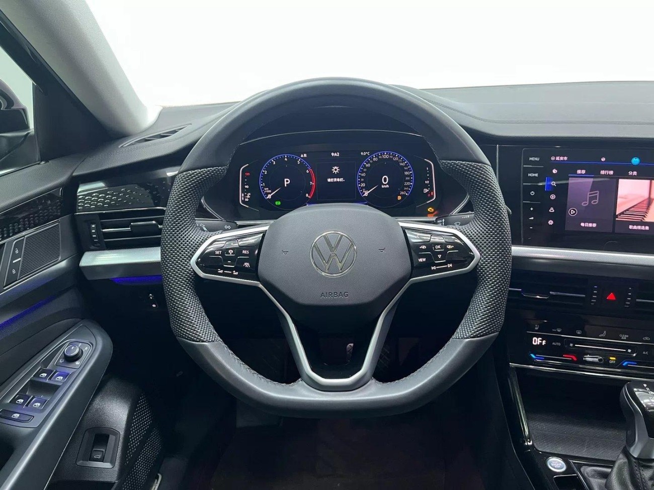 Volkswagen Passat 2024