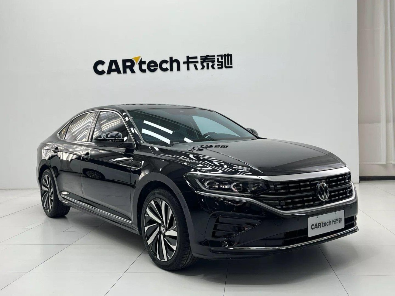 Volkswagen Passat 2024