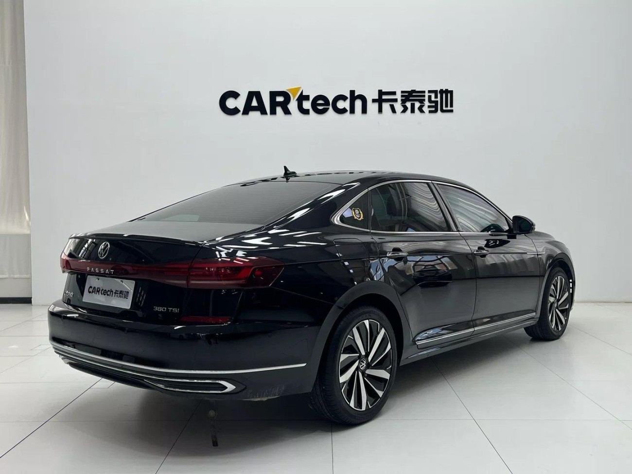 Volkswagen Passat 2024