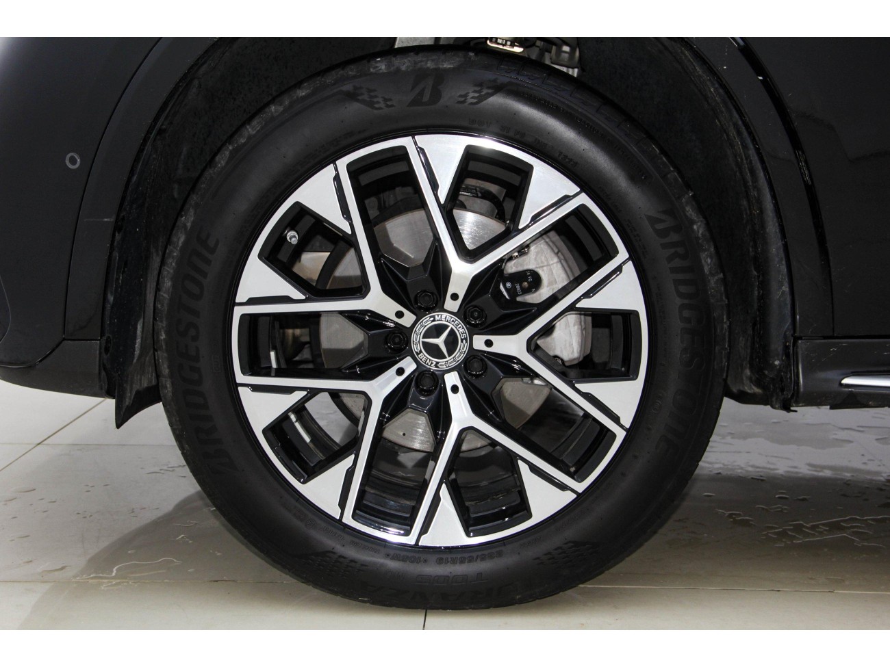 Mercedes-Benz GLC 260 L 2023