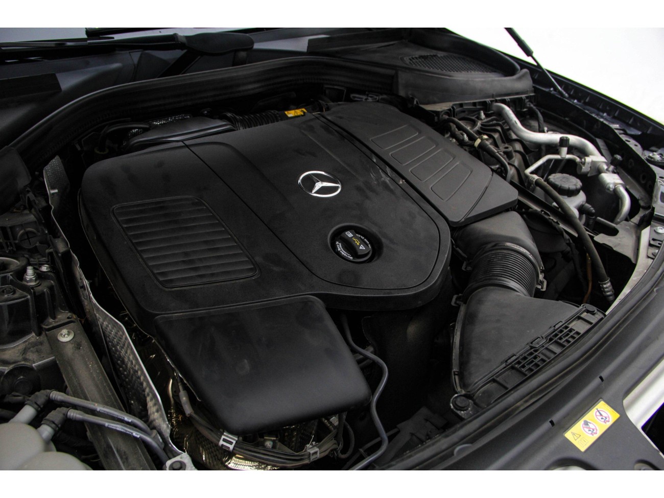 Mercedes-Benz GLC 260 L 2023