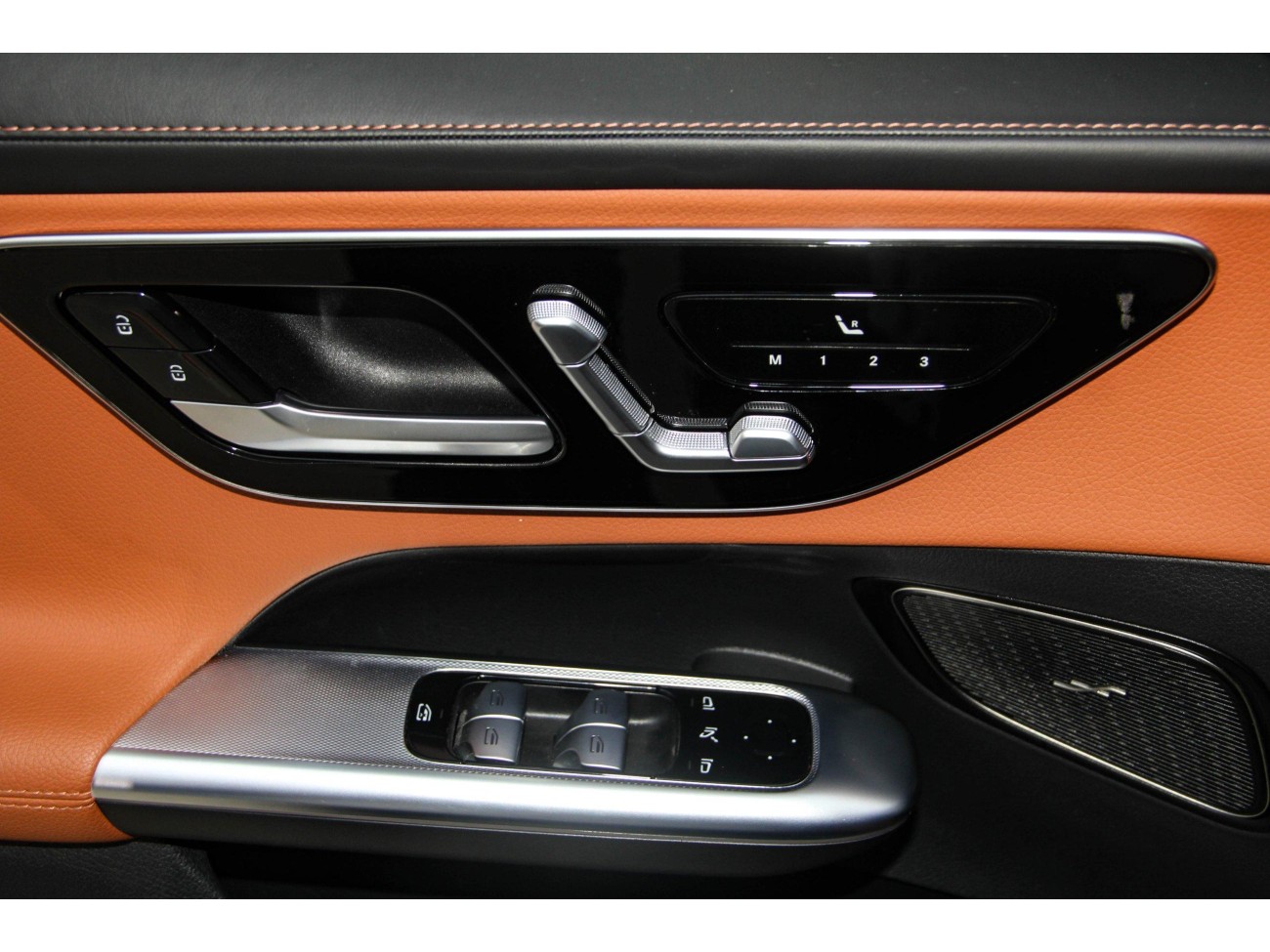 Mercedes-Benz GLC 260 L 2023