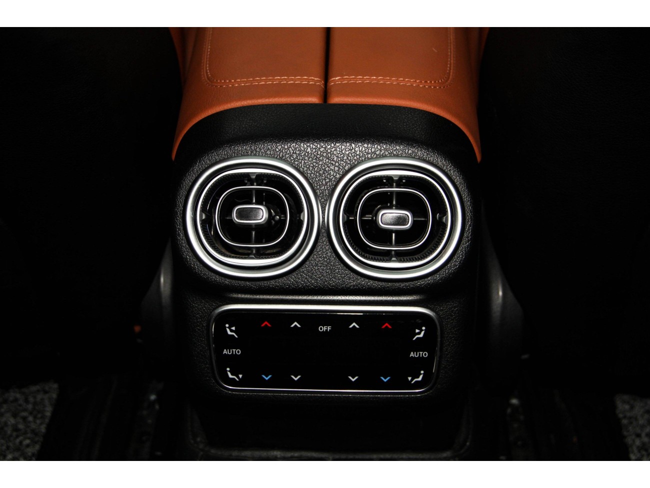 Mercedes-Benz GLC 260 L 2023