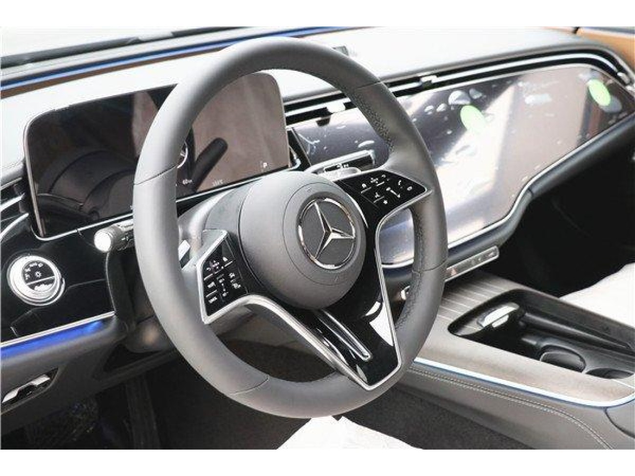 Mercedes-Benz E 300 L 2026