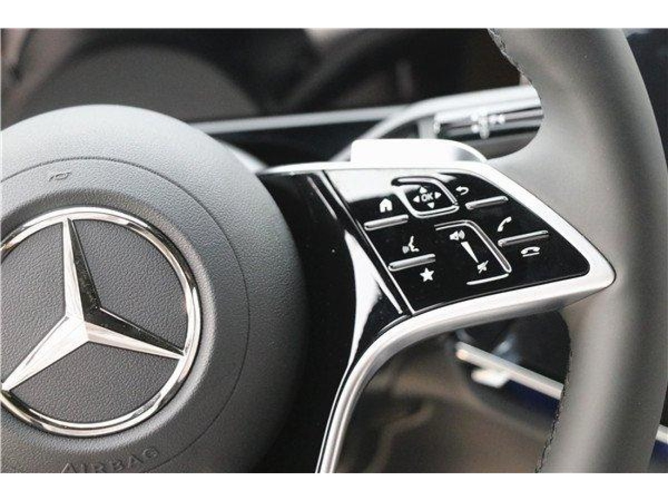 Mercedes-Benz E 300 L 2026