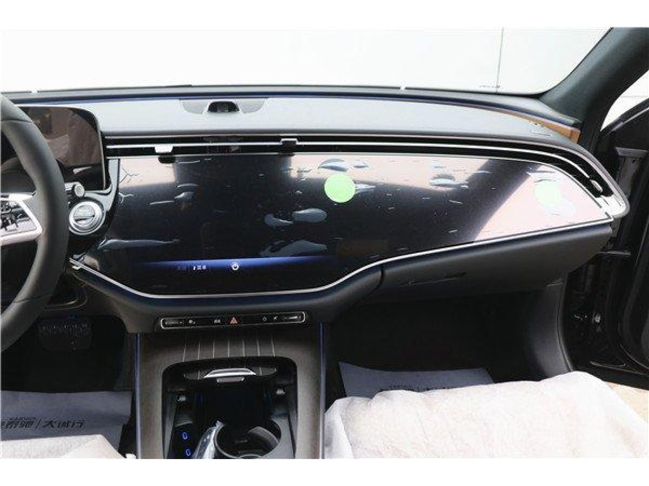 Mercedes-Benz E 300 L 2026