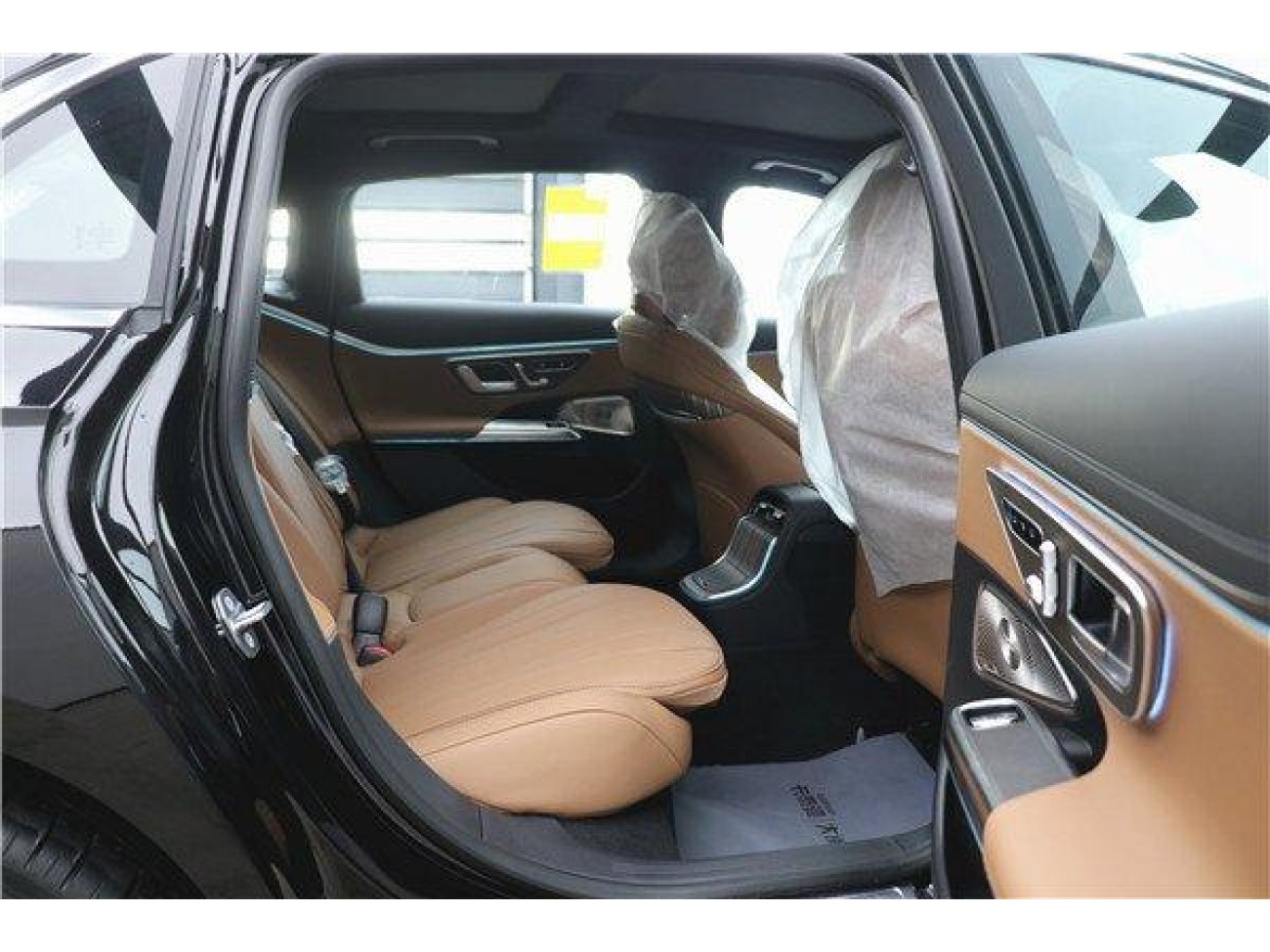 Mercedes-Benz E 300 L 2026