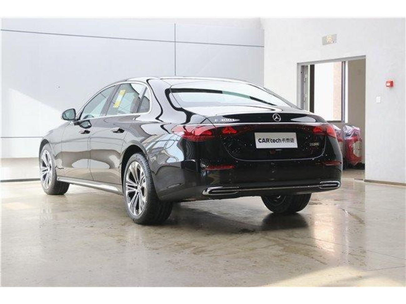 Mercedes-Benz E 300 L 2026