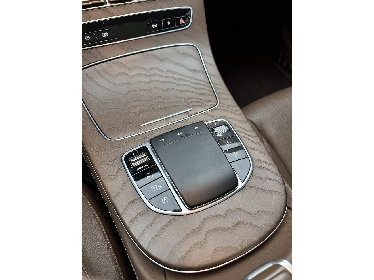 Mercedes-Benz E 300 L 2021