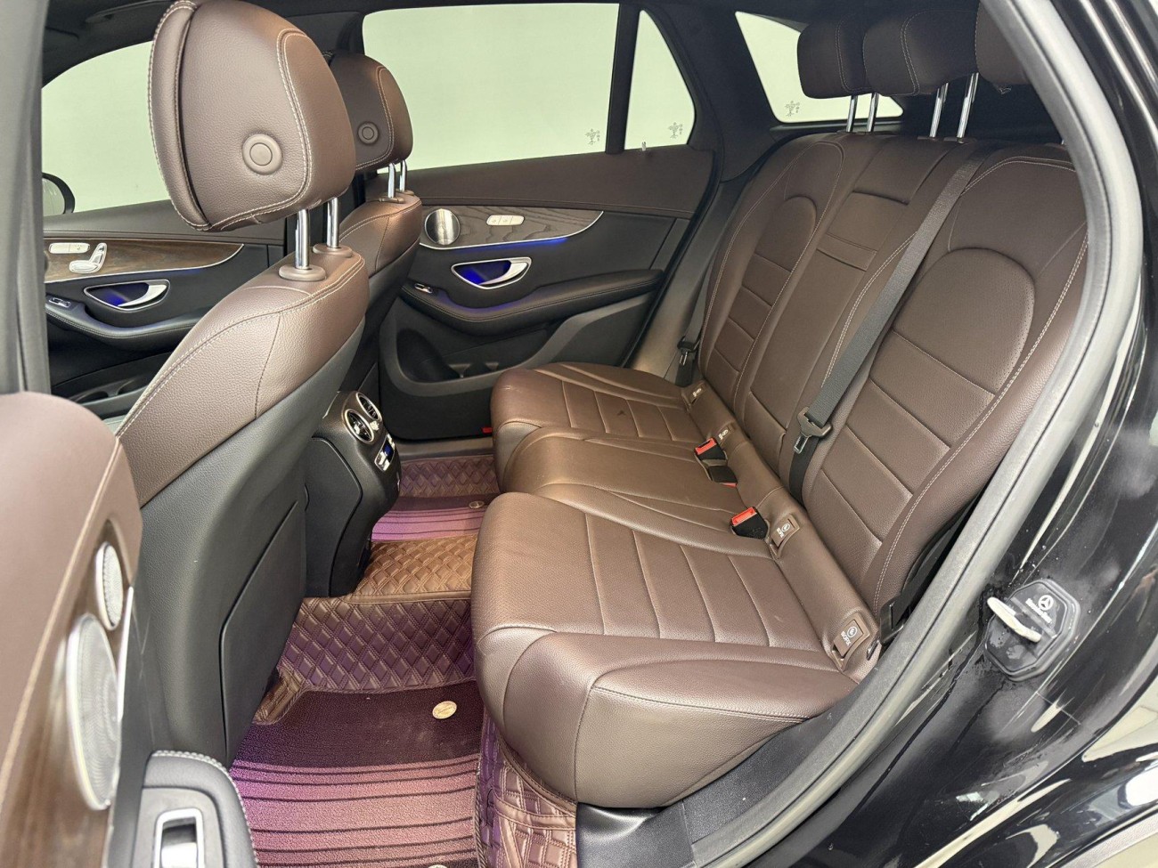 Mercedes-Benz GLC 260 L 2020