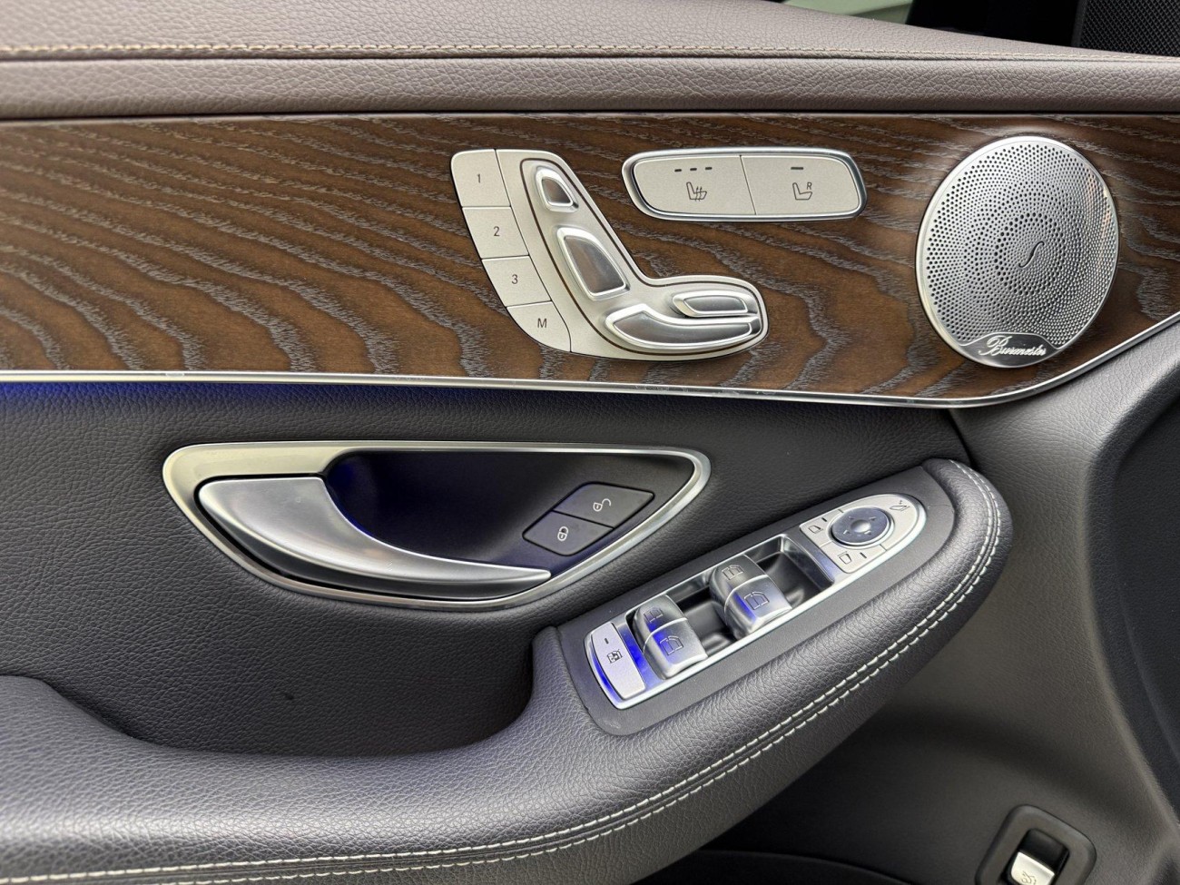 Mercedes-Benz GLC 260 L 2020